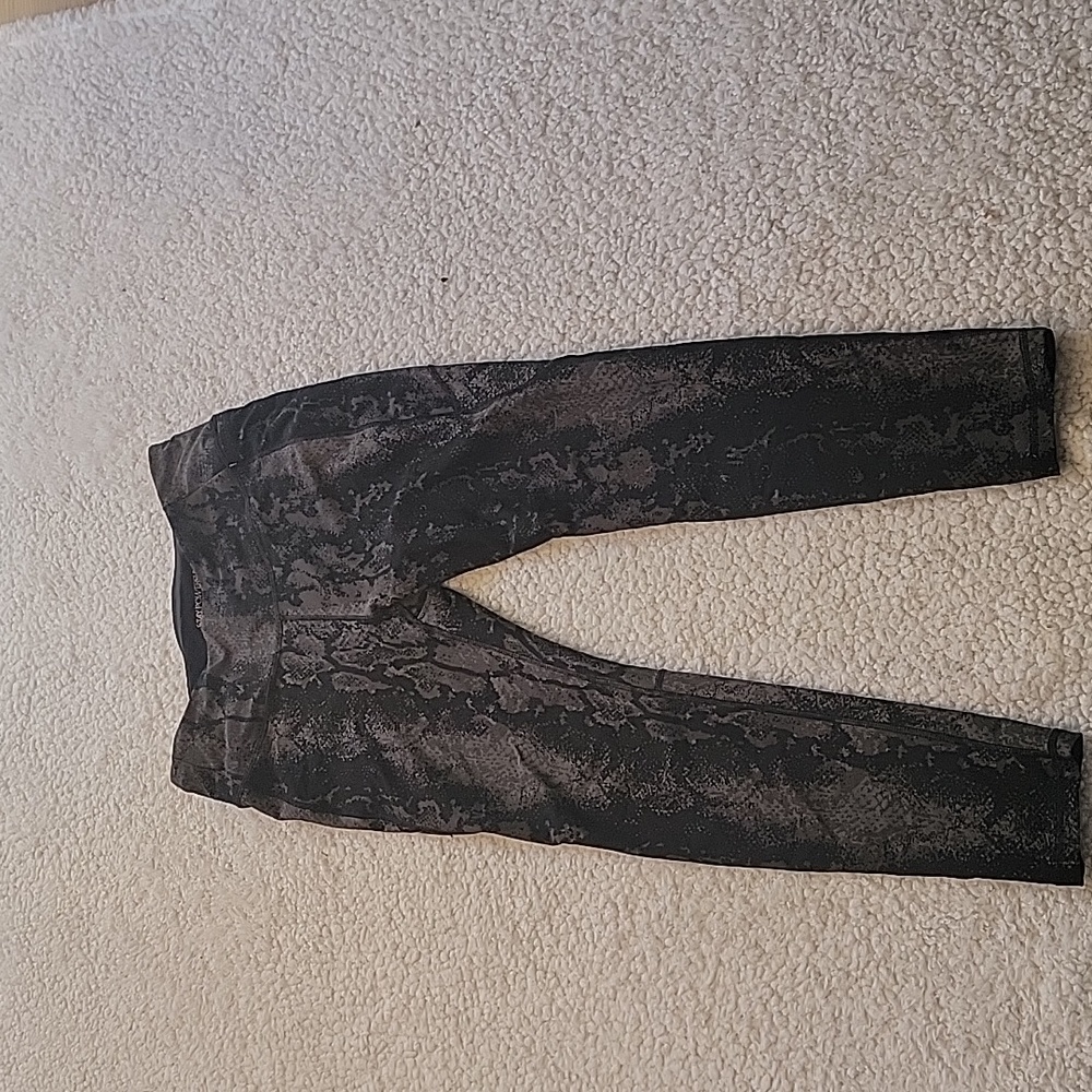 Rattlesnake print leggings